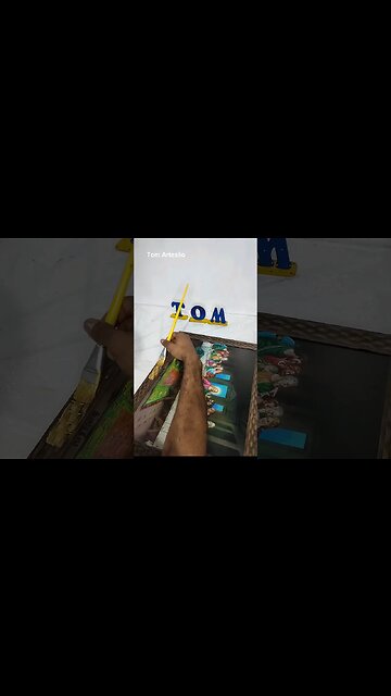 FICOU LINDO O QUADRO COM ESSA PINTURA. 😍