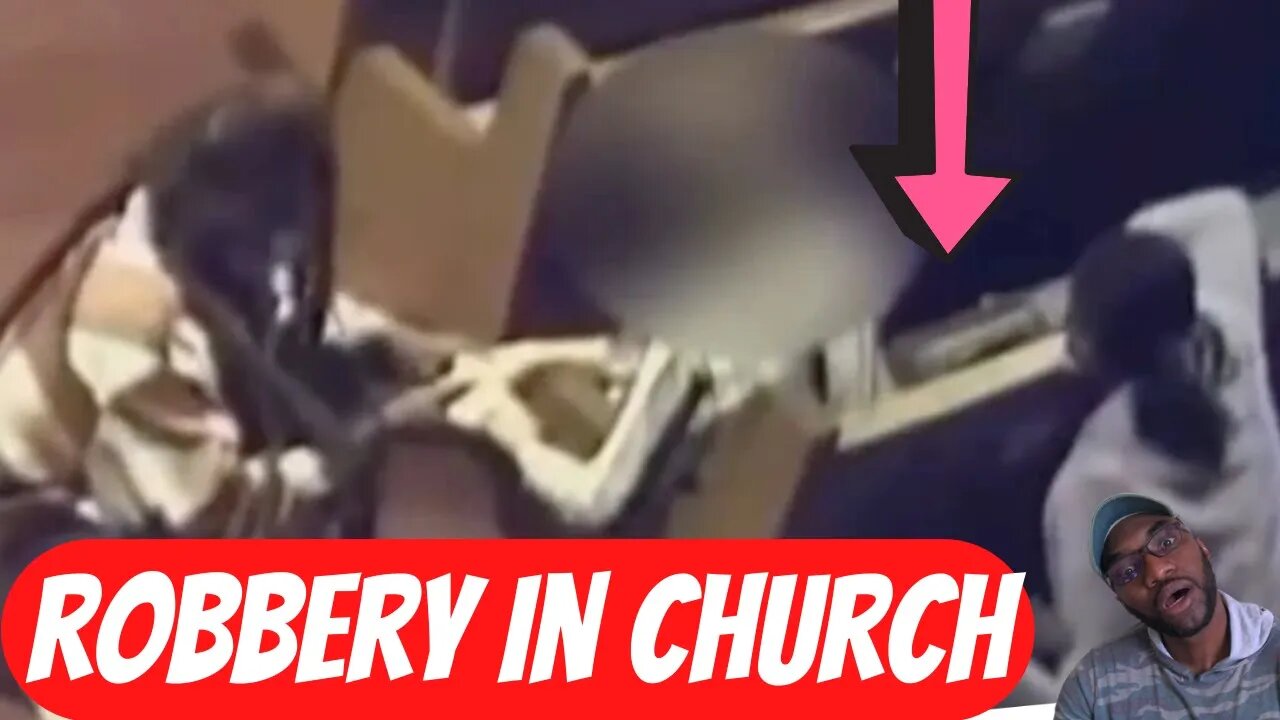 Evil Women Pretend To Pray with an Elderly Lady And Rob her in church