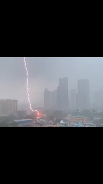 Lightning Strike Amazing 1/2 Speed 2021