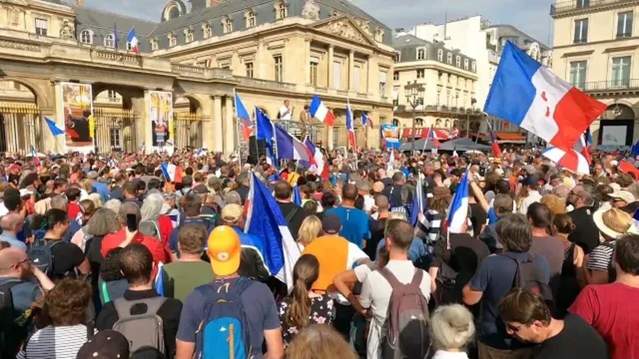 La manifestation qui n’a pas eu lieu selon la chaine LCI - Le 03 Septembre 2022 à Paris - Vidéo 16