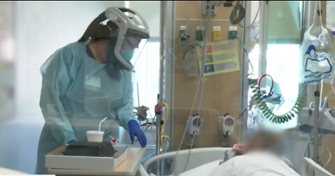 As omicron cases rise, COVID deaths appear to decline