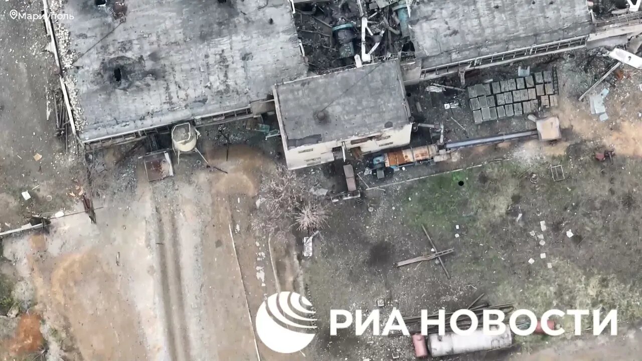 Movement Of The Ukrainian Military In The Northern Part Of The Blocked "Azovstal