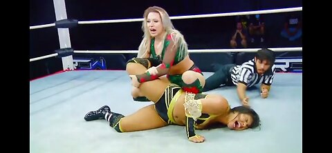 Raychell Rose Vs Hyan