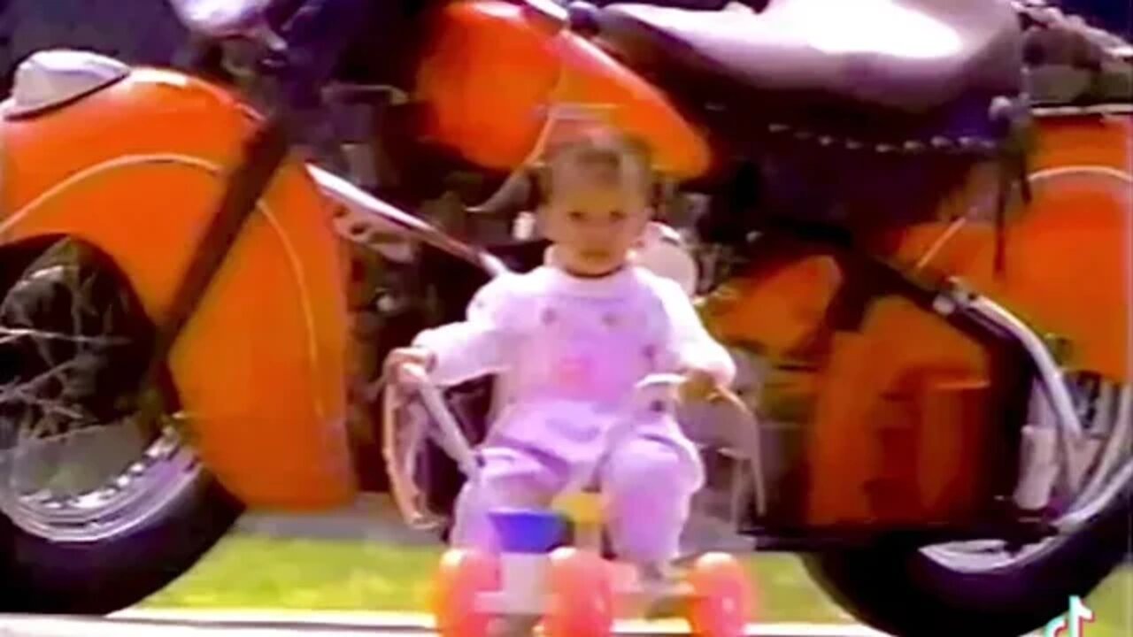 A Toy’s ‘r’ Us commercial