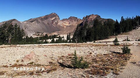 Traversing a TRUE ALPINE WONDERLAND Hiking Up Three Sisters Wilderness! | No Name Lake | 4K | Oregon