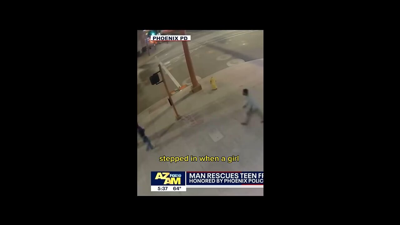 Man Saves Woman From Agressive Robber!