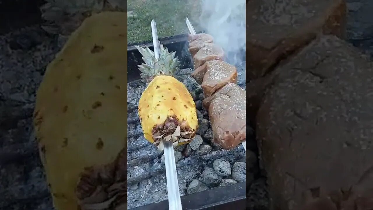 gegrillte Ananas #shorts das ist echt lecker über dem offenen #Feuer