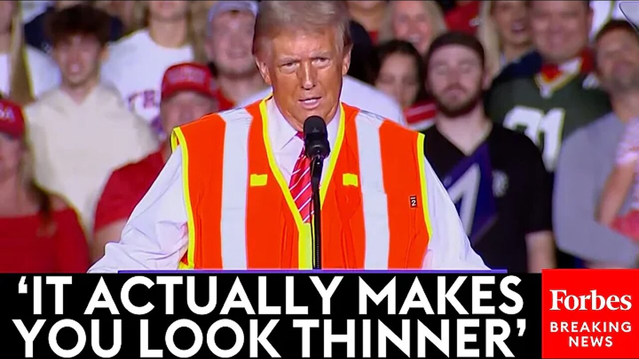 Trump Makes Crowd Laugh With Extended Riff About Wearing Trash Collector Vest To Rally In Green Bay