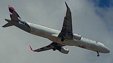 Airbus A321 PT-XPL coming from Guarulhos to Fortaleza