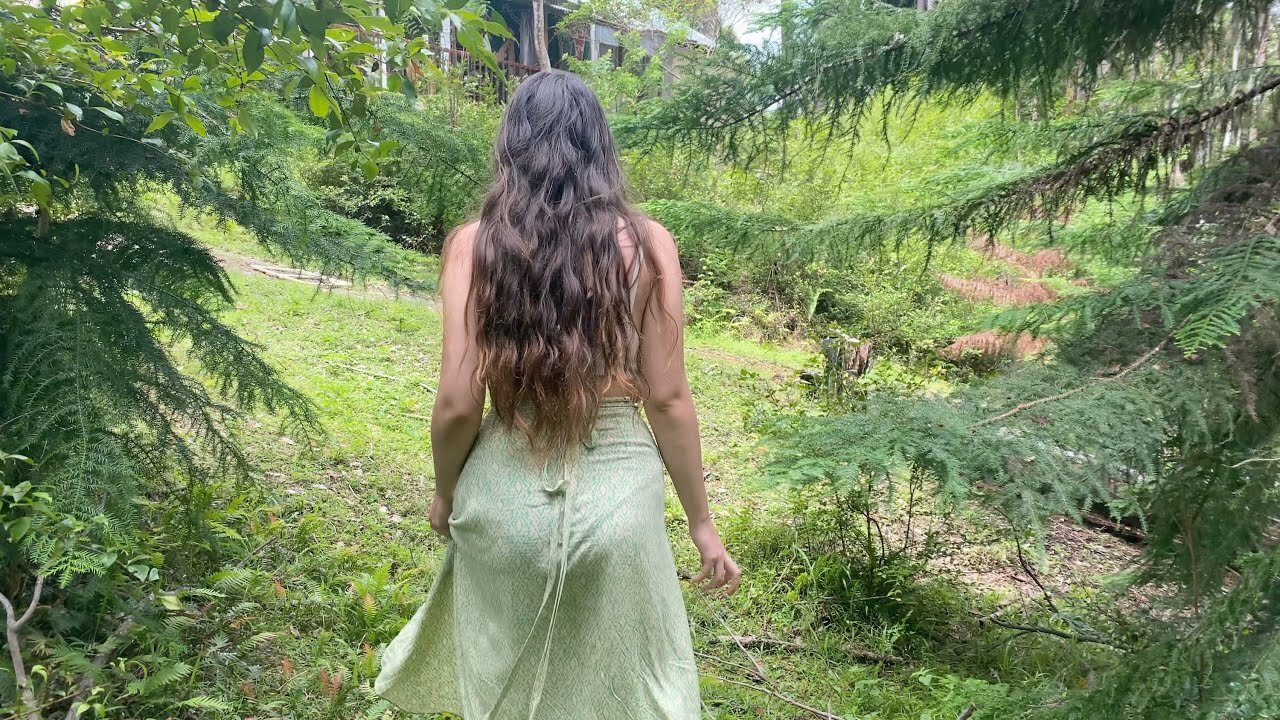 Moving into Our Off Grid Cabin in the Rainforest!