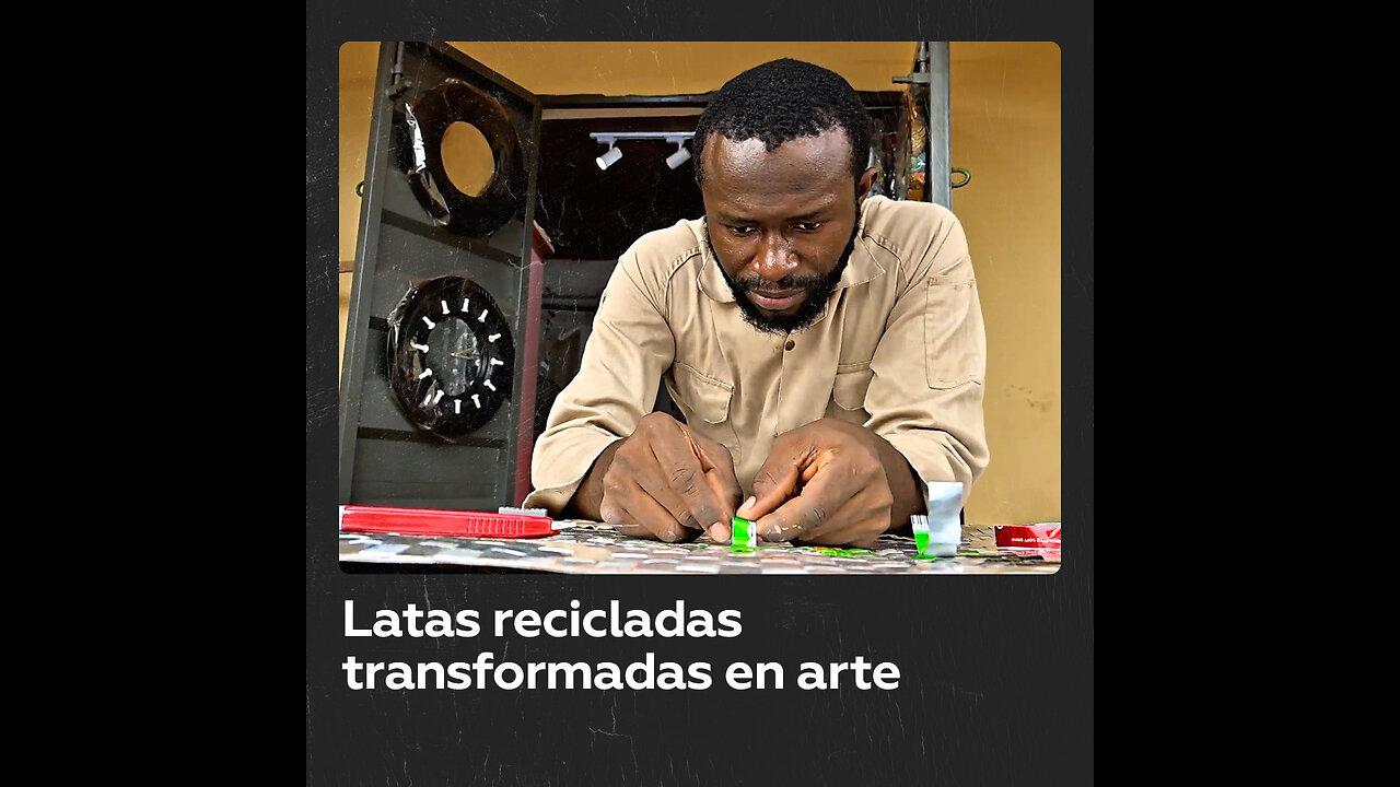 Artista nigeriano transforma latas desechadas en impresionantes obras de arte