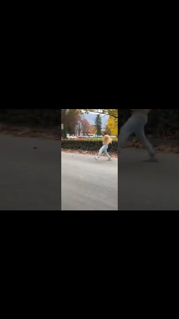 #shorts #2022 funny,prank,funjokes,dad jokes,funny memes,funny video,fun,laughing,funny animal,knock