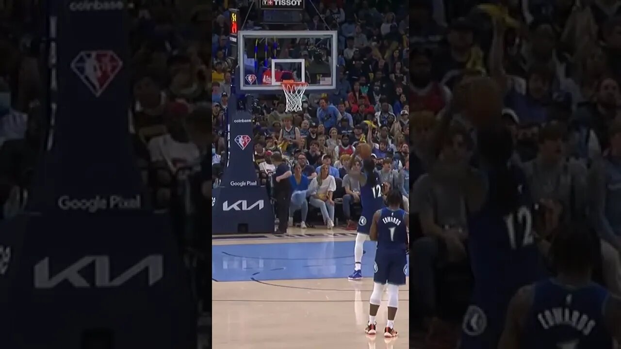 Fan CHAINED herself to the BASKET at the Grizzlies game!👀 #shorts