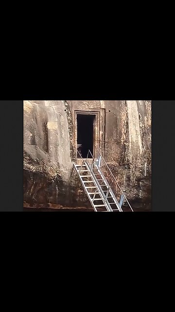 A Secret Chamber That Supposedly Opened Automatically - HaloConspiracy