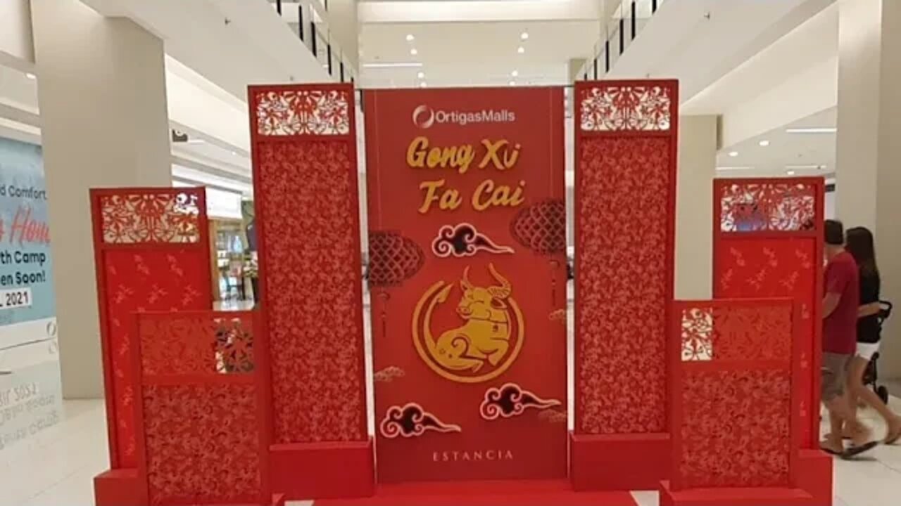 Slow Walk at Estancia (Capitol Commons)