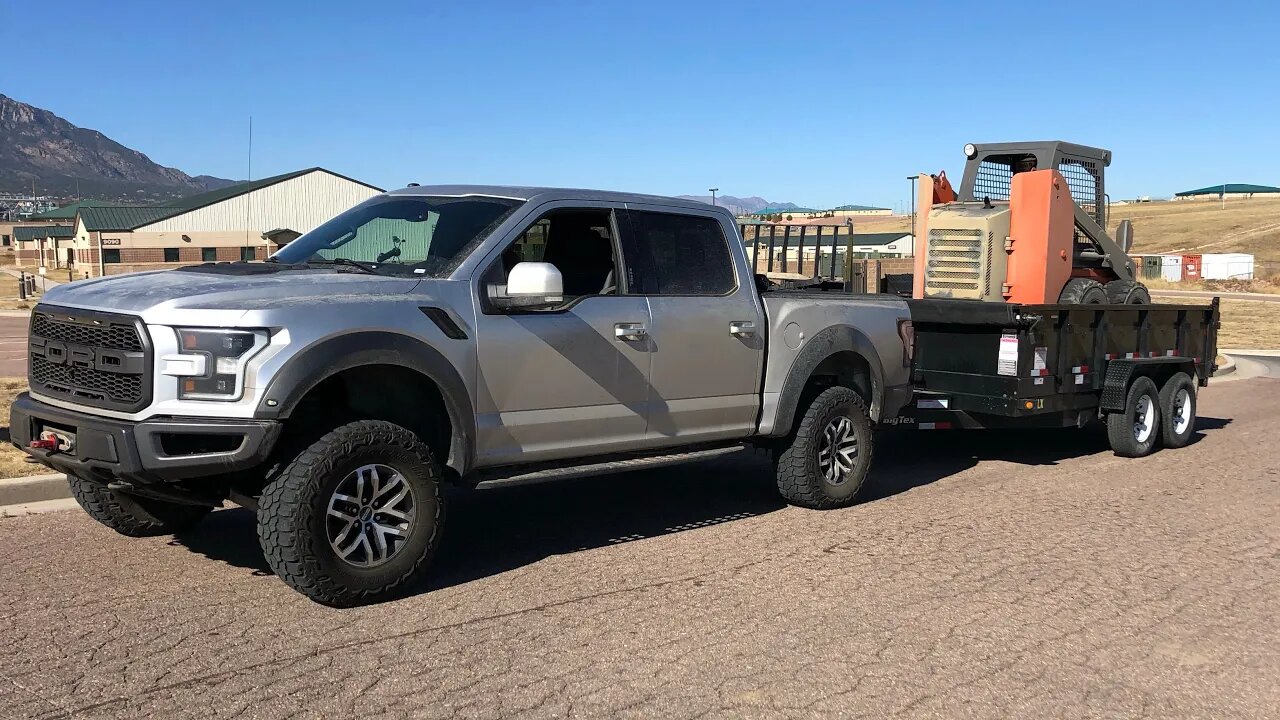 Ford F-150 Raptor airbags