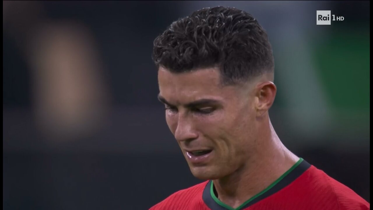 Ronaldo crying CR7