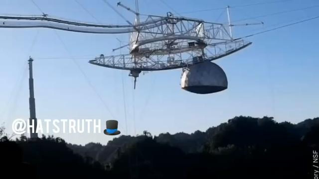 World's largest telescope in Puerto Rico collapses. Maybe someone didn't want to be seen. 😂