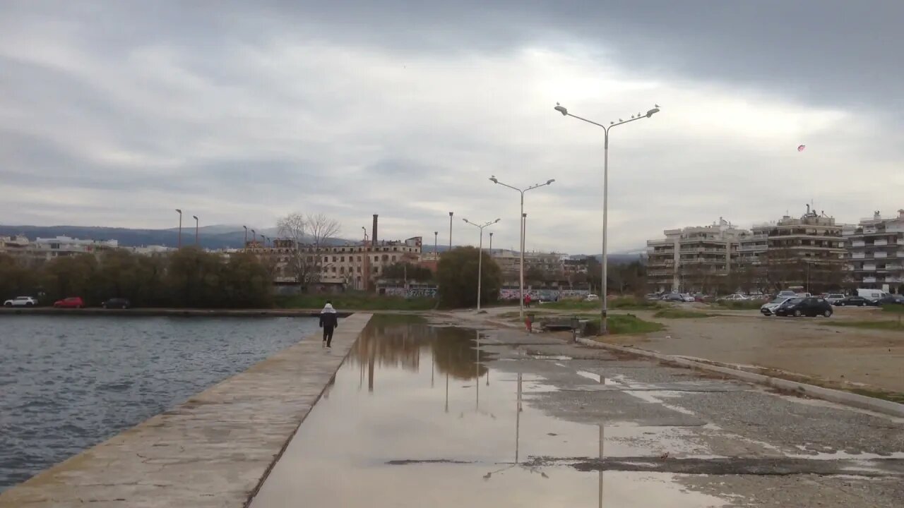 Απέναντι από τον Όμιλο Θαλασσίων Αθλημάτων