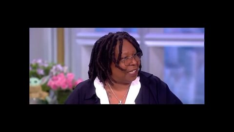 “The Holocaust Wasn’t About Race” Says Whoopi Goldberg🤦🏾‍♂️ #shorts