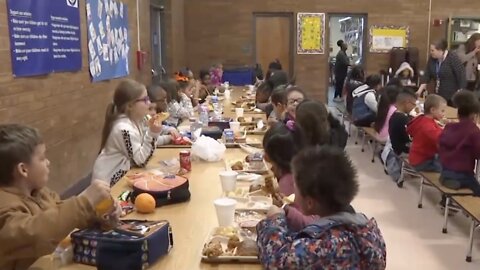 Experts: Children's Vitamins Are No Substitute For Fruits, Vegetables