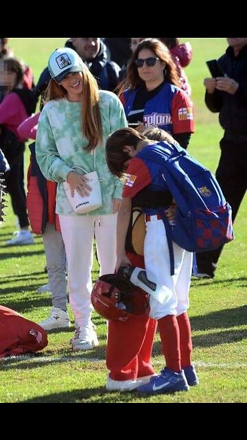 Shakira contempla conmovida a su pequeño Sasha consolando a su hermano tras su dura despedida