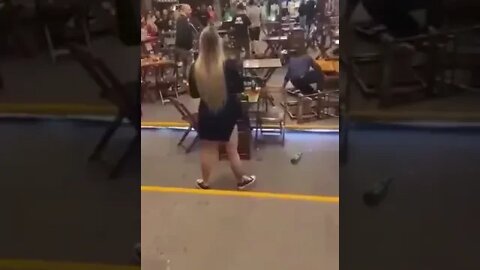 MELHOR BRIGA EM FESTA DO ANO KKKKKKKKKK