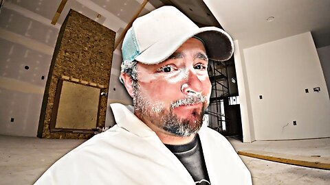 I just LOOOVE Painting 🤪 - Leg Arm's House Build Part 11