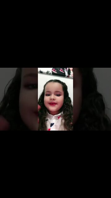 VIREI TIKTOKER E TO BRINCANDO COM OS FILTROS #criança #meme #viral #tiktok #shorts