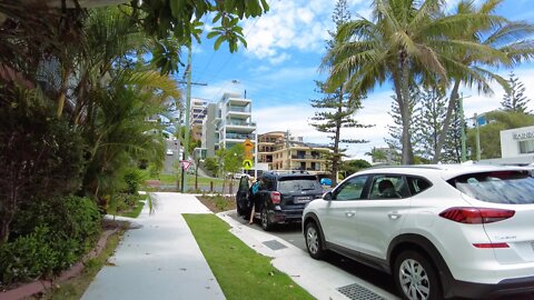 Walking up to Point Danger Lookout in Coolangatta | Australia