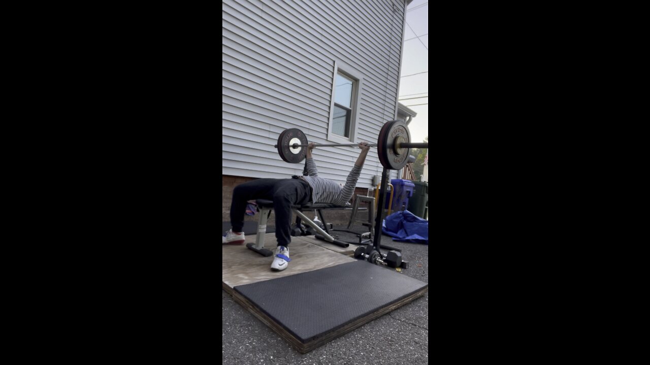 Bench Press 82KG/180LBs for 8 reps!