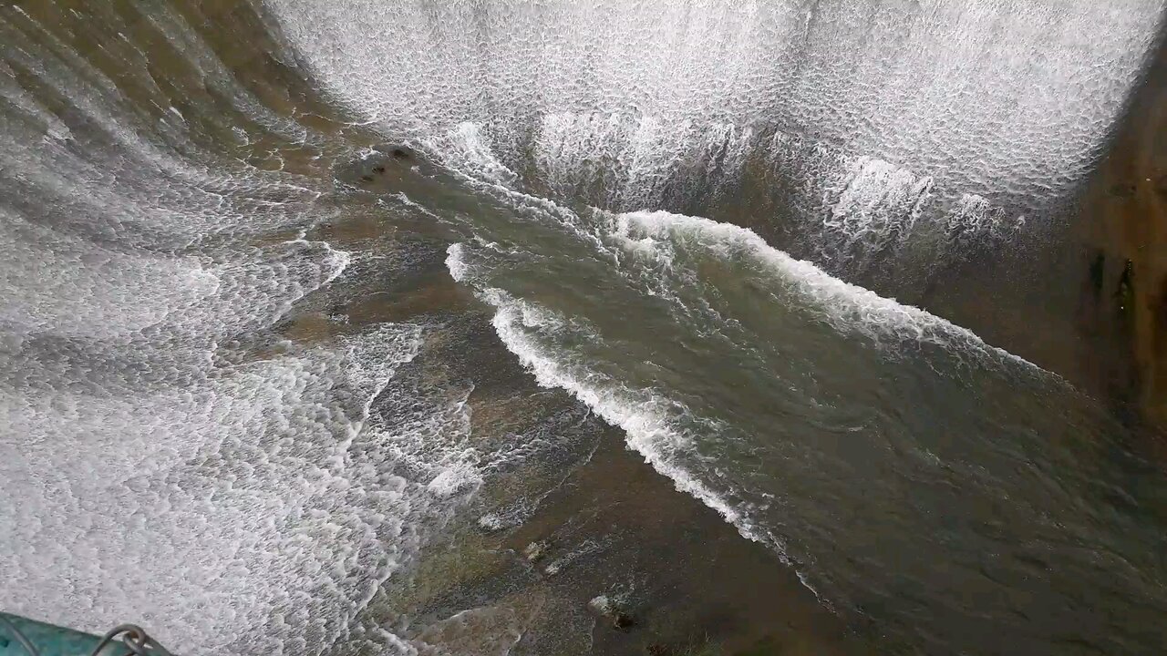 Chakli hole falls