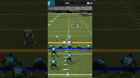 Jaguars WR D.J. Chark Jr. Pass Reception Gameplay - Madden NFL 22 Mobile Football