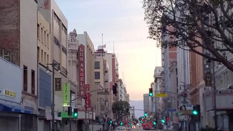 LOS ANGELES BROADWAY TEATRO DISTRICT