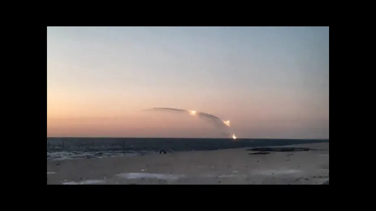 A KALIBR NAVIGATION MISSILE LAUNCHED FROM THE RUSSIAN SHIP! RUSSIA UKRAINE WAR!!