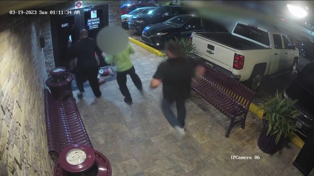 Security takes down armed man who tried to enter Tampa gentleman's club