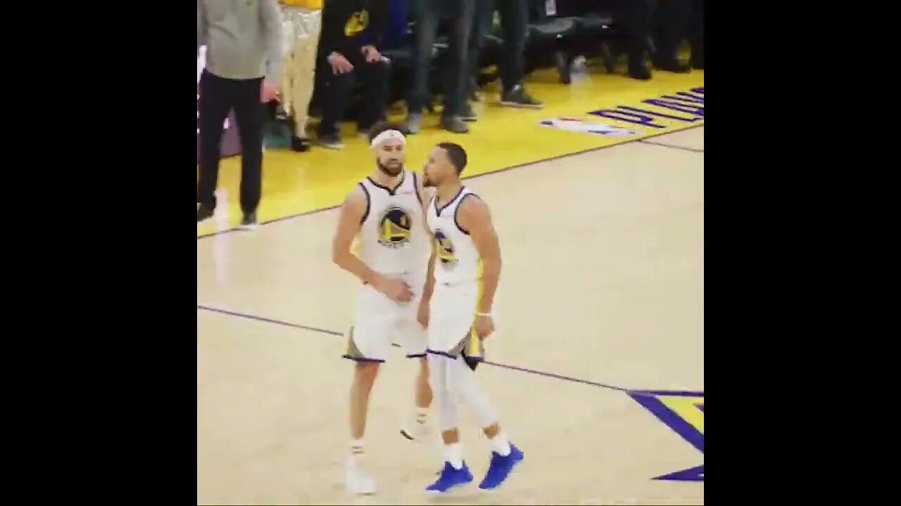 Stephen Curry Officially has now recorded the 3,000th Playoff point of his career