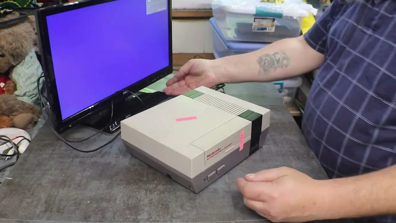 Repairing 3 NES Nintendo Systems / 72 Pin Game Connector