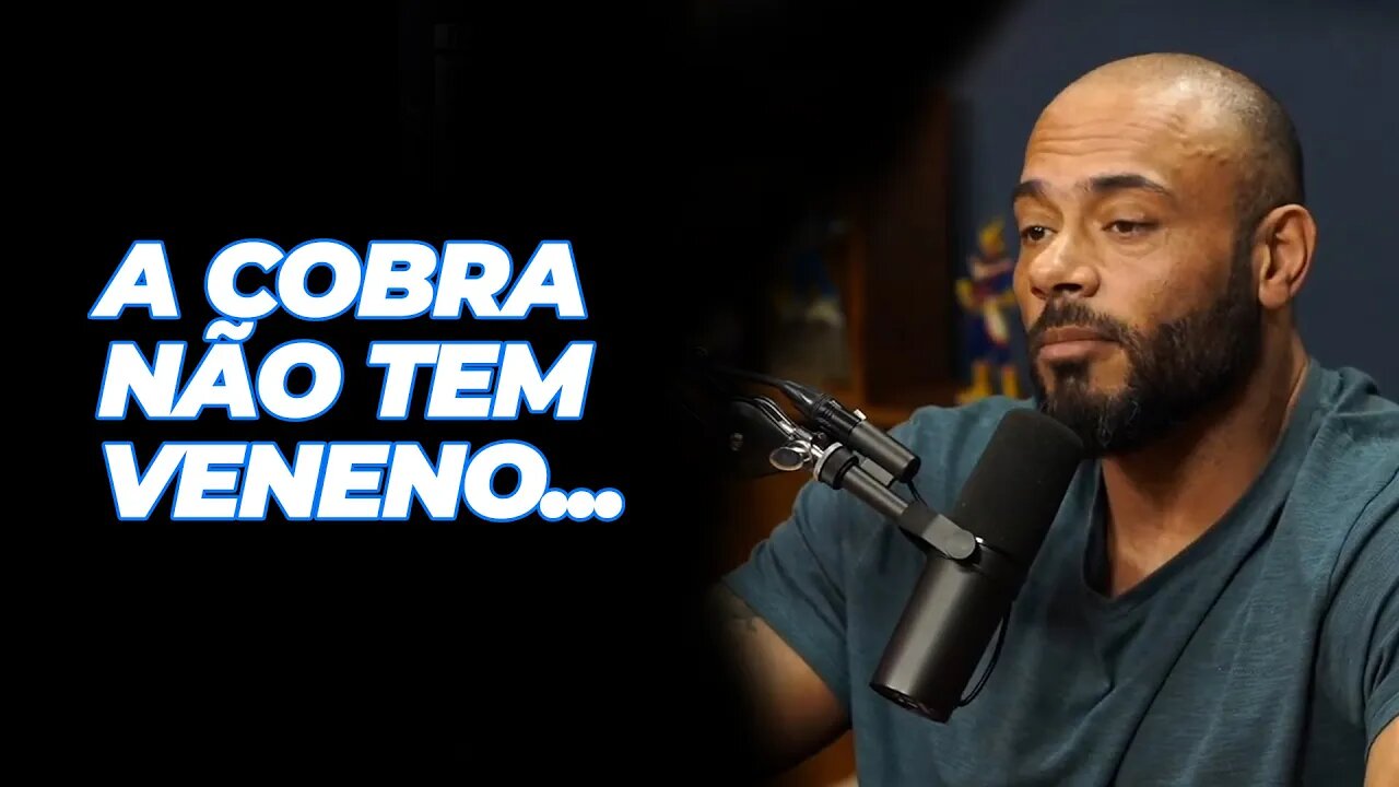 Bodybuilder Não Consegue Ter Filhos? - Cortes Flow Podcast