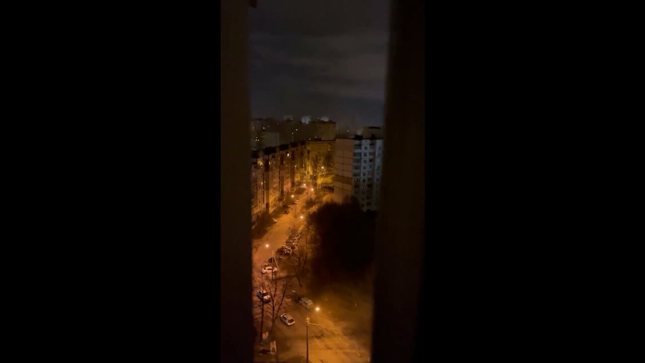 #Ukraine under #Russian attack, heavy fighting in #Kyiv right now!