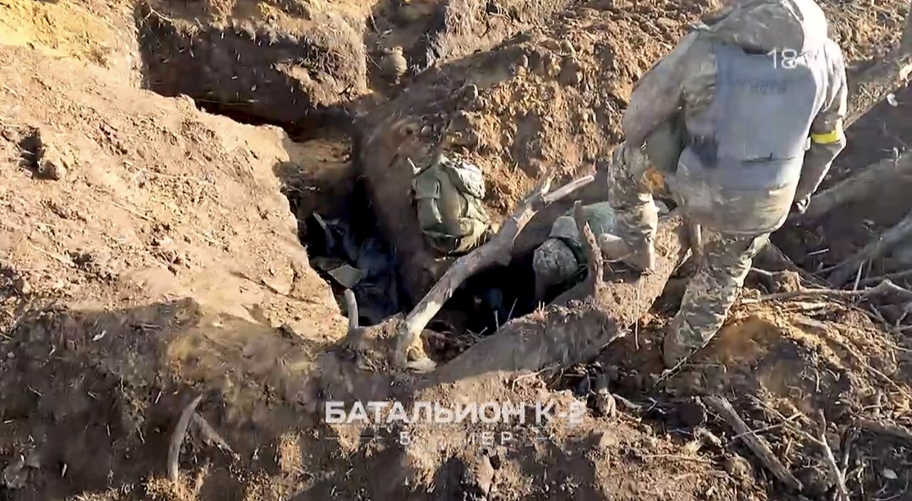 Ukraine war video: Clearing enemy trench positions after the battle