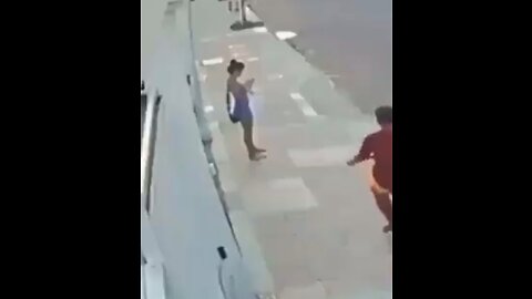 Thief gets caught stealing