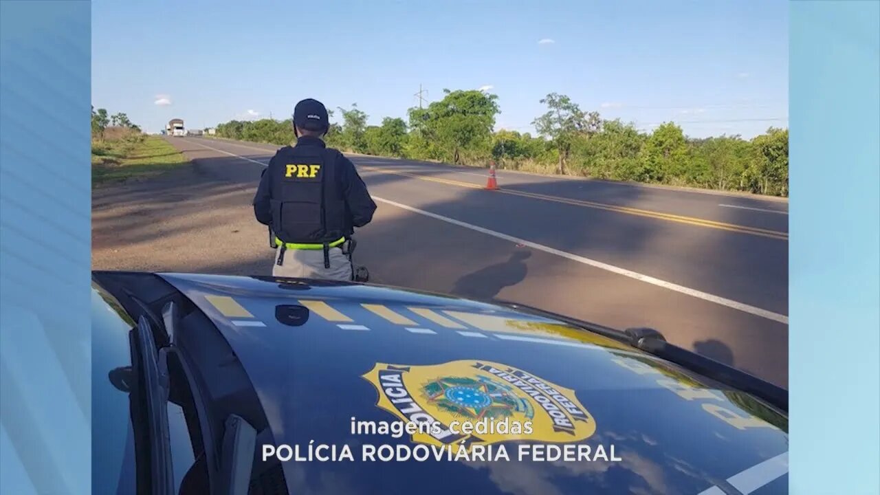 Viria para GV: PRF apreende 22 barras de maconha dentro de ônibus na BR-381 em Pouso Alegre