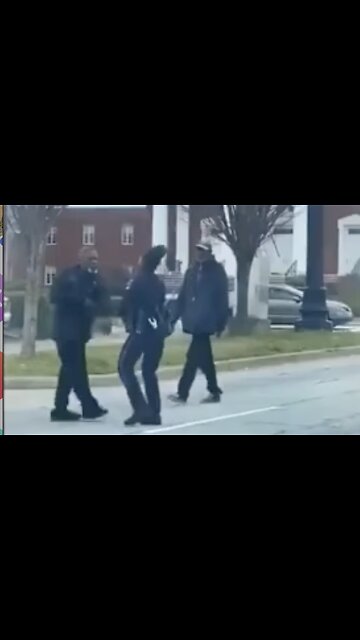 Citizens Step in to Save Cop Under Attack