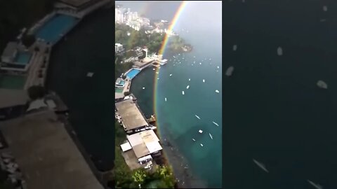 Ever See a Full Rainbow?