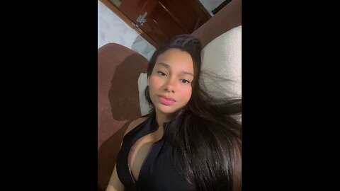 Con ganas de seguir la siesta.