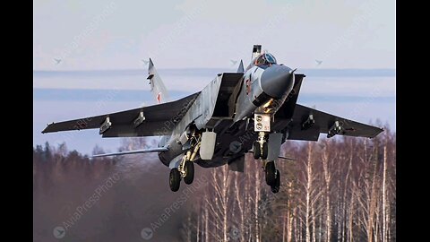 Young pilots of MiG-31BM interceptor fighters and Sukhoi Su-35 air superiority fighters of the...
