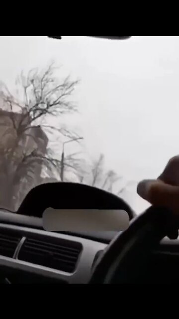 Ukrainian soldiers in Bakhmut tries to hide using a civilian car as a shield but failed miserably