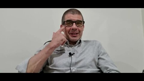 José Milhazes e os comunistas: a esquerda radical e as 'suas doenças'...