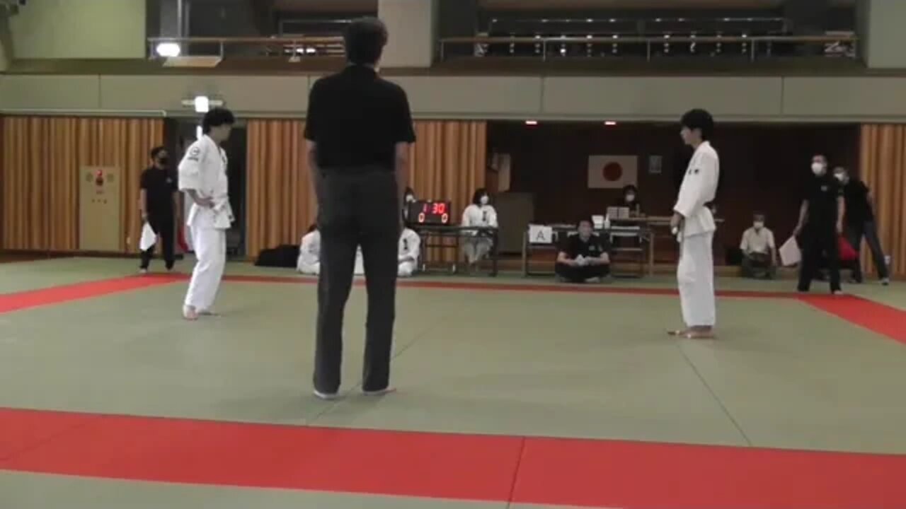 '22:6:05 第54回東日本学生合気道競技大会 短刀乱取り競技 個人戦 男子 第1試合 千葉涼介 VS 庄司吏生人